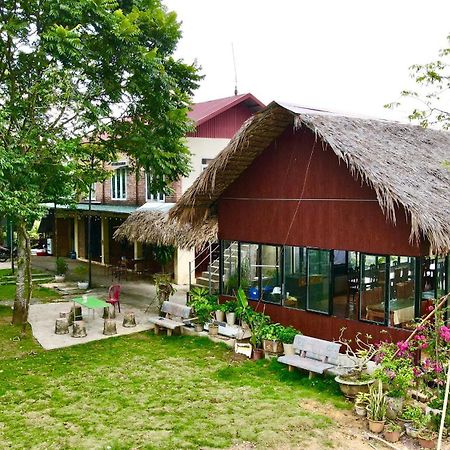 Hotel Cuc Phuong Bungalow Nho Quan Esterno foto