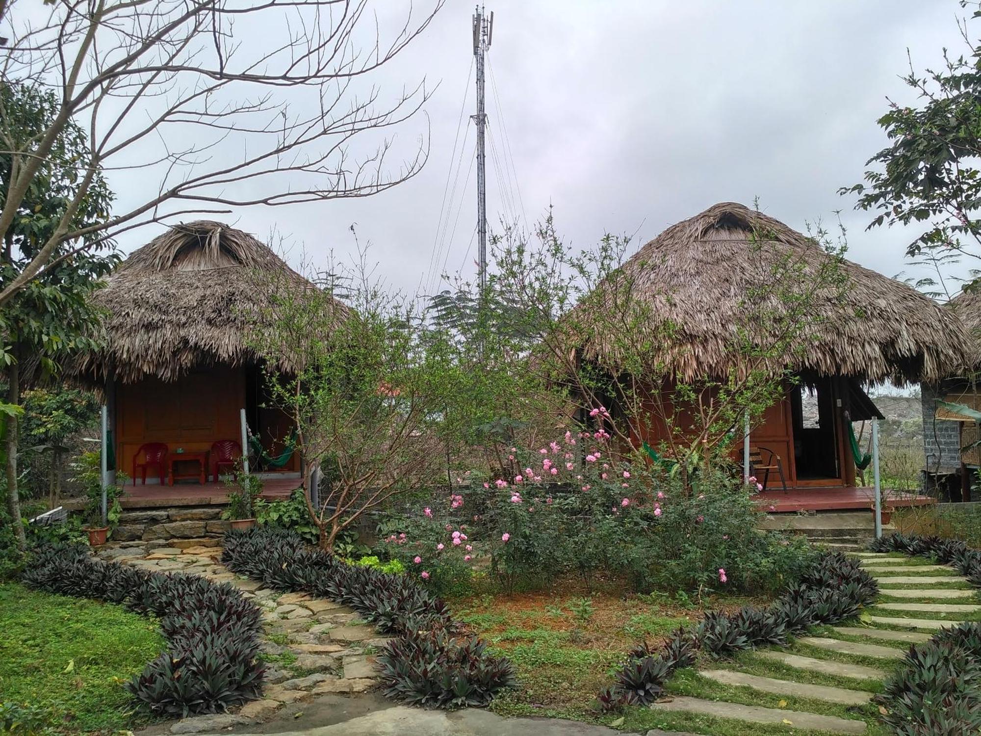 Hotel Cuc Phuong Bungalow Nho Quan Esterno foto