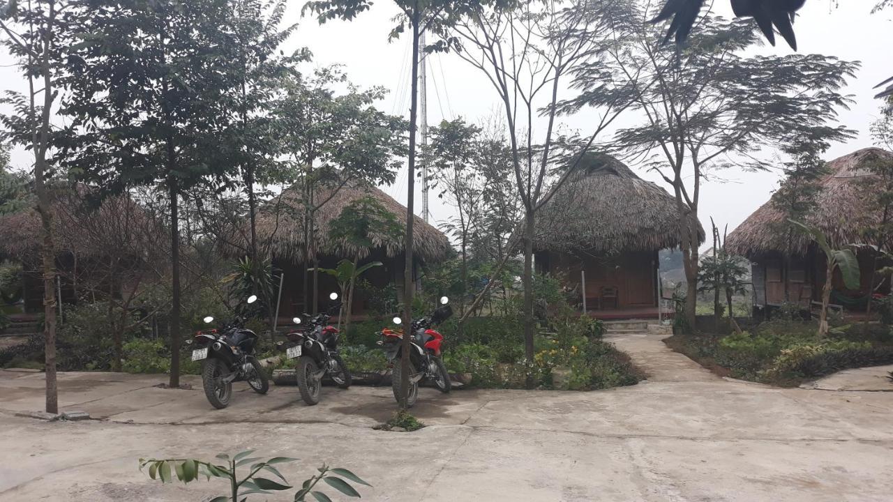 Hotel Cuc Phuong Bungalow Nho Quan Esterno foto