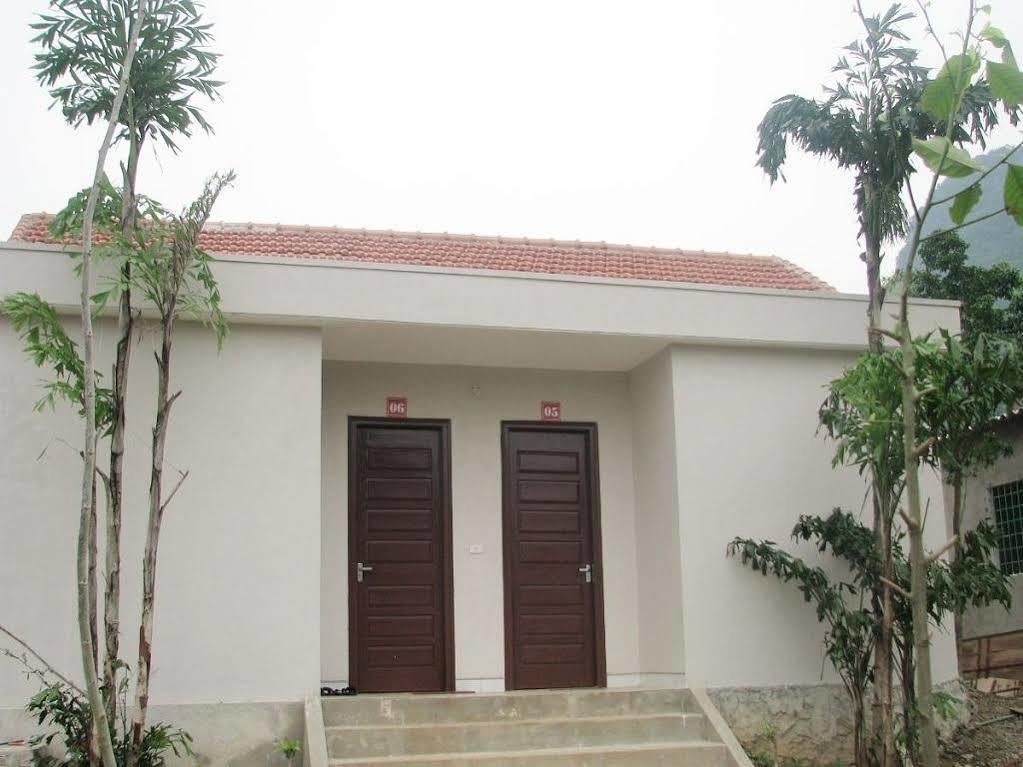 Hotel Cuc Phuong Bungalow Nho Quan Esterno foto